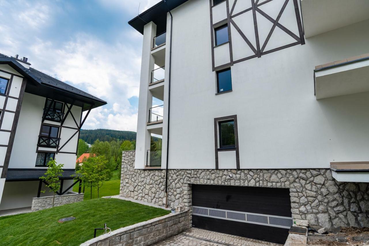 Apartamenty Amira W Kompleksie Apartamenty Piano Świeradów-Zdrój Esterno foto